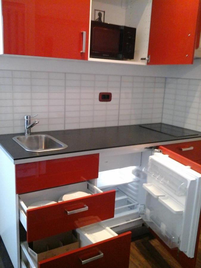 Studio Apartment With A View Of Ban Jelacic Square Zagreb Bagian luar foto
