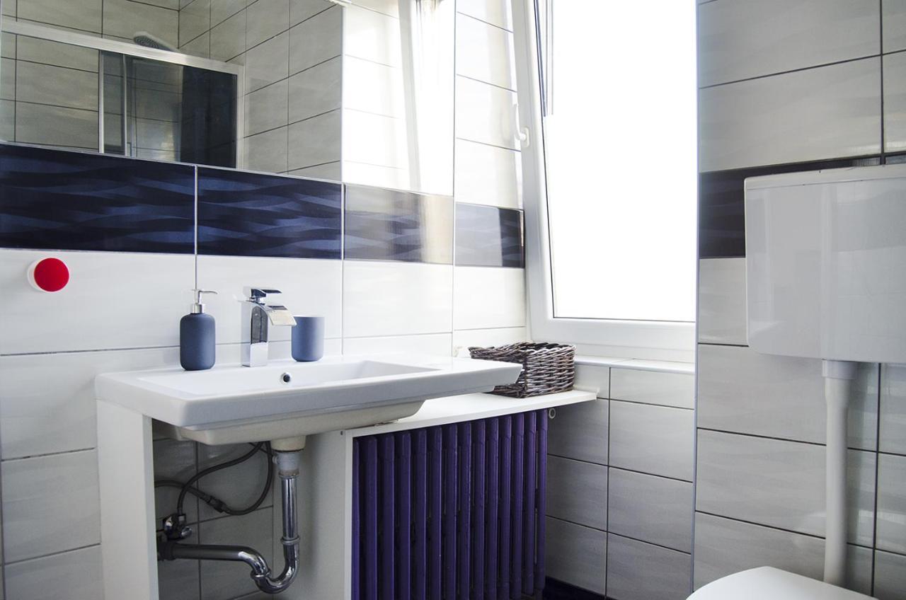Studio Apartment With A View Of Ban Jelacic Square Zagreb Bagian luar foto